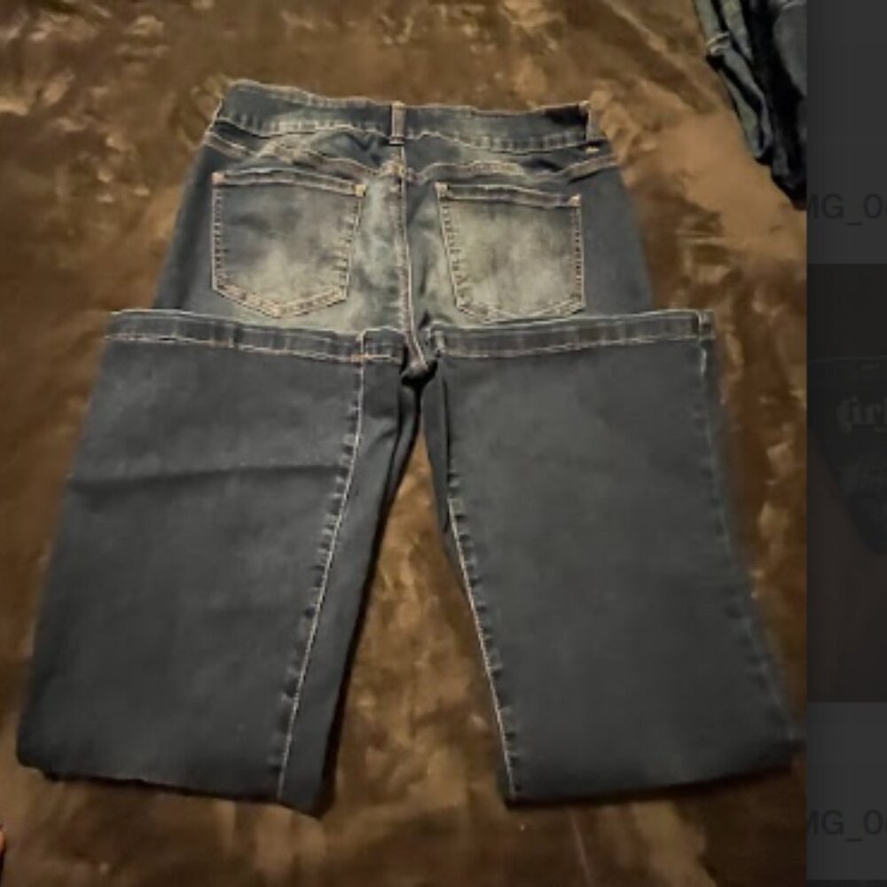 Jeans - Picture 2 of 3
